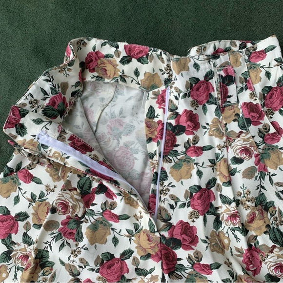 Vintage Vest/Shorts Set (Rampage) - Picture 13 of 14